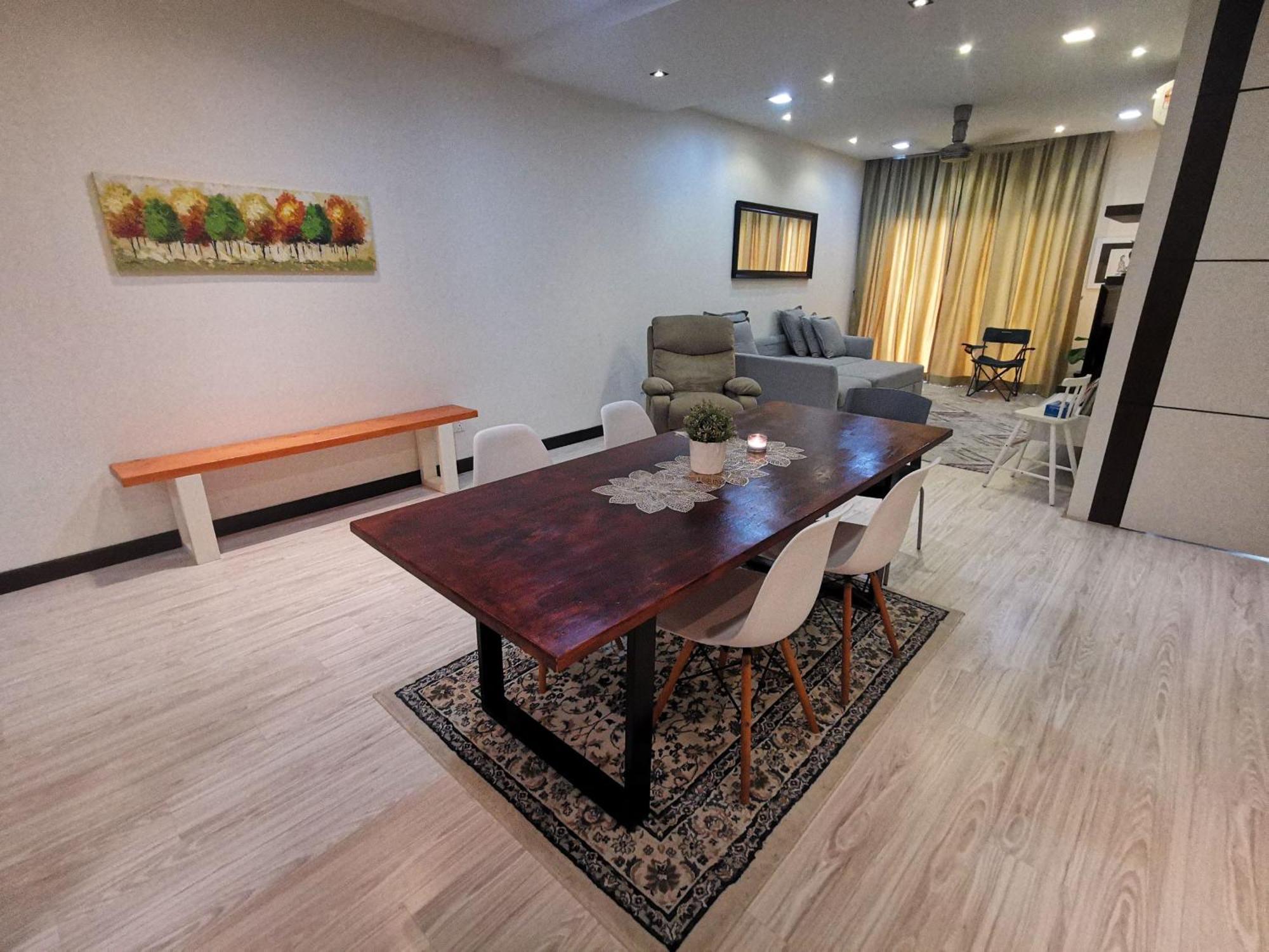 Enarahomes Shah Alam Exterior photo